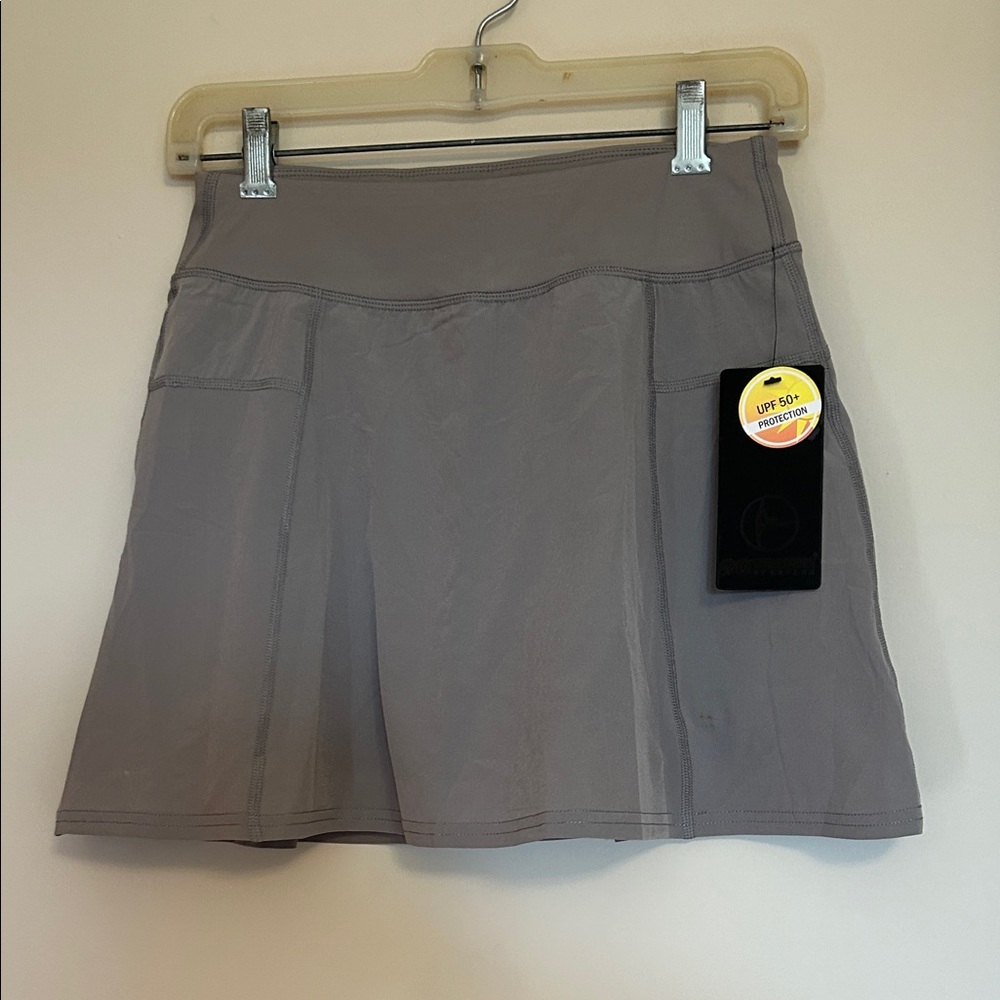 90 Degree by Reflex light grey tennis skirt polyester/spandex new with tags